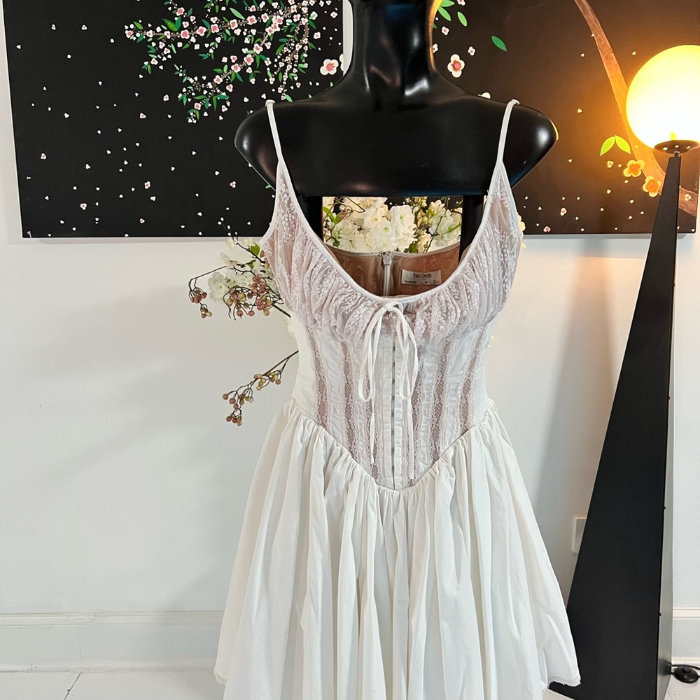 HOUSE OF CB Rosaria White Cotton Corset Mini Dress Sz M - Picture 3 of 8